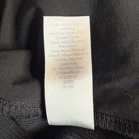 Athleta Black Textured Brooklyn Jogger Stretch Tapered Leg 566689 W1081 Sz 4 - Picture 10 of 10